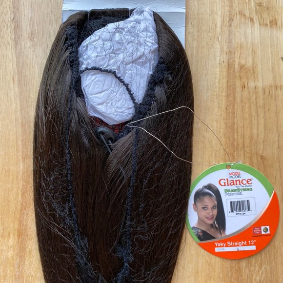 #109 12" GLANCE YAKY DRAWSTRING PONYTAIL - Picture 4 of 6
